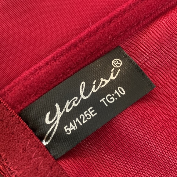 Yalisi Red White Lace Bras Set of 2 - Picture 3 of 8